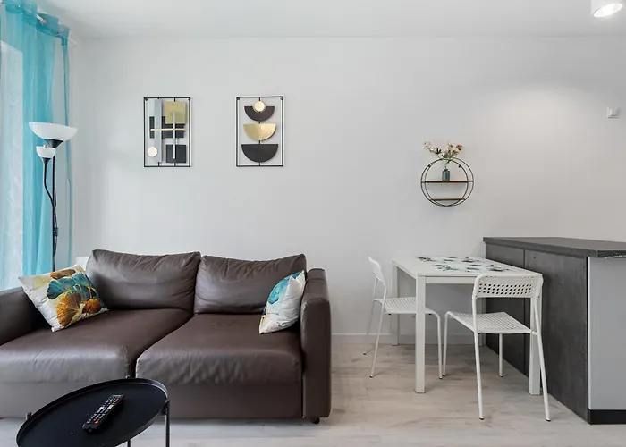 Very Berry - Katowicka 2C - Apartament Z Balkonem I Garazem- Self Check In 24H