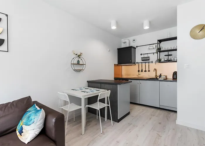 Very Berry - Katowicka 2C - Apartament Z Balkonem I Garazem- Self Check In 24H