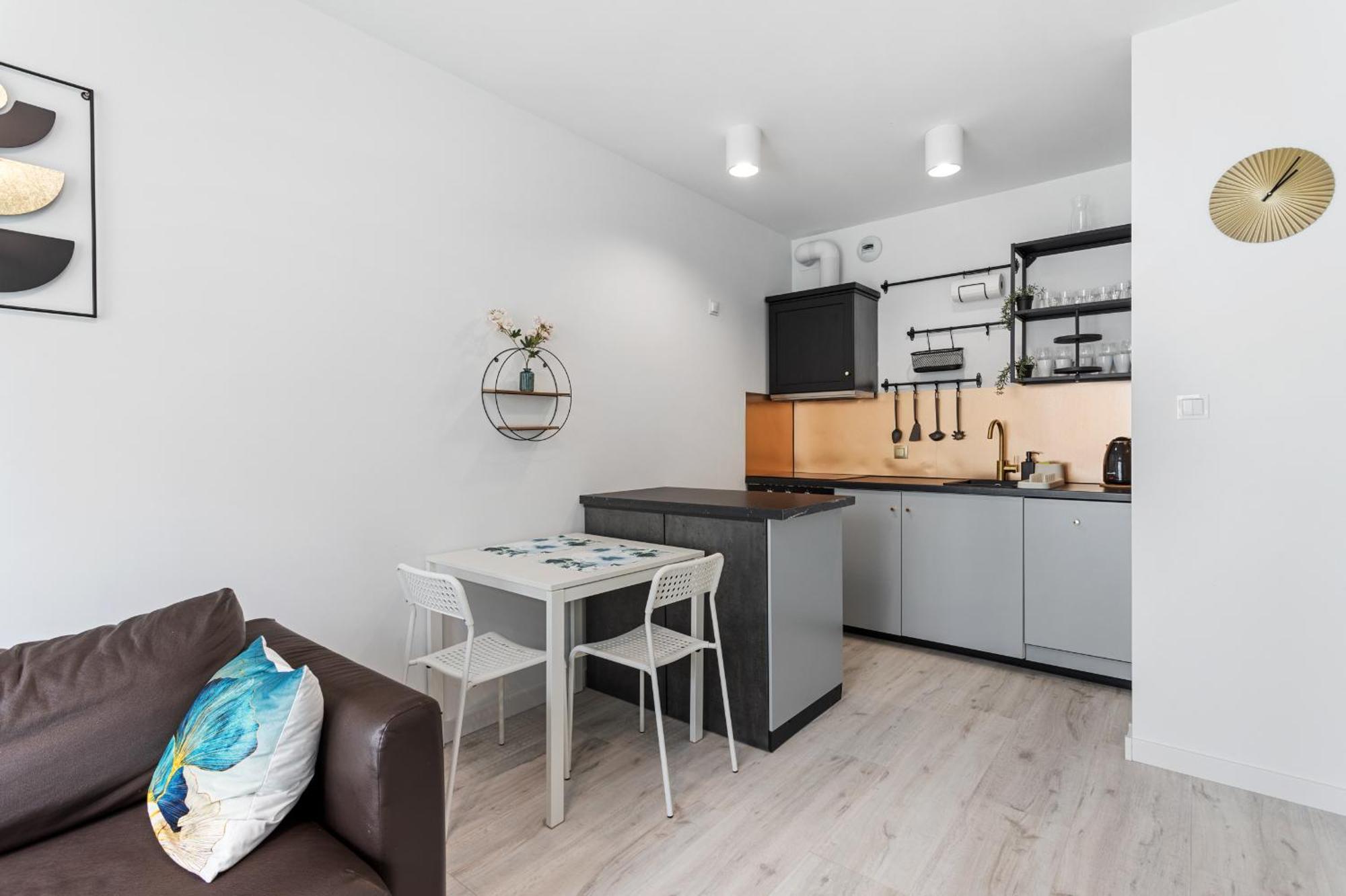 Apartment Very Berry - Katowicka 2c - Z Balkonem I Garazem- Self Check In 24h