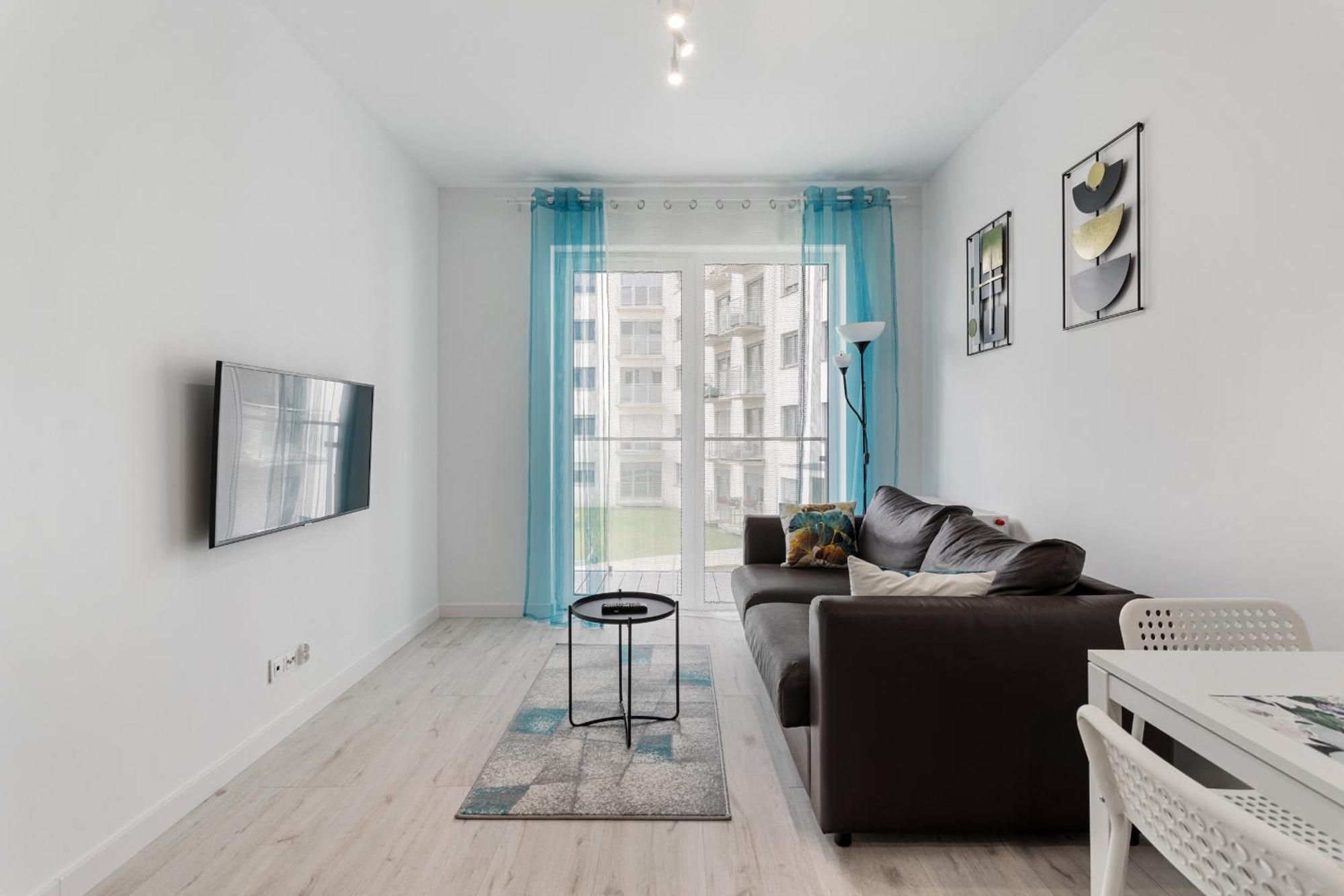 Apartment Very Berry - Katowicka 2c - Z Balkonem I Garazem- Self Check In 24h Poznan