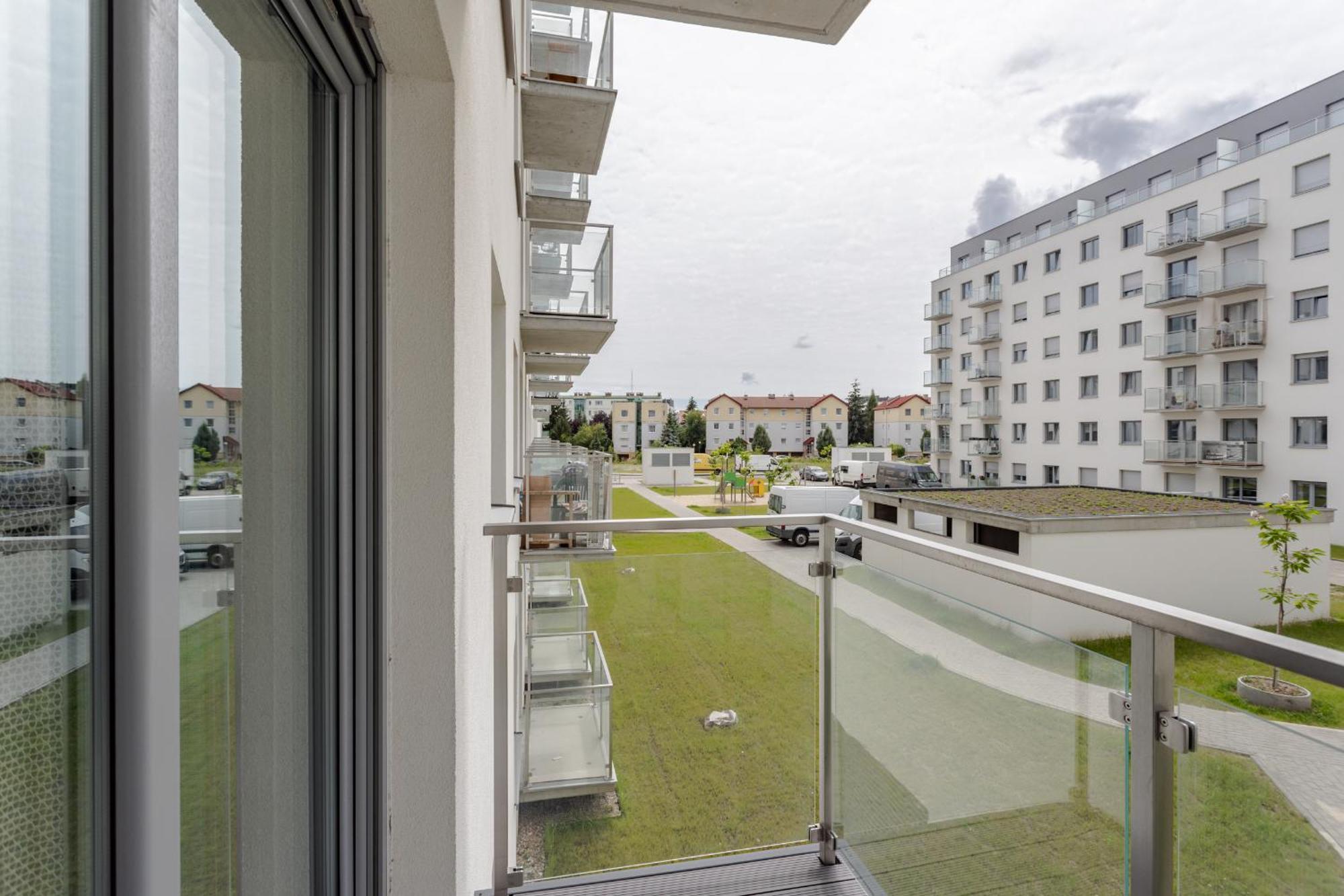 Apartment Very Berry - Katowicka 2c - Z Balkonem I Garazem- Self Check In 24h