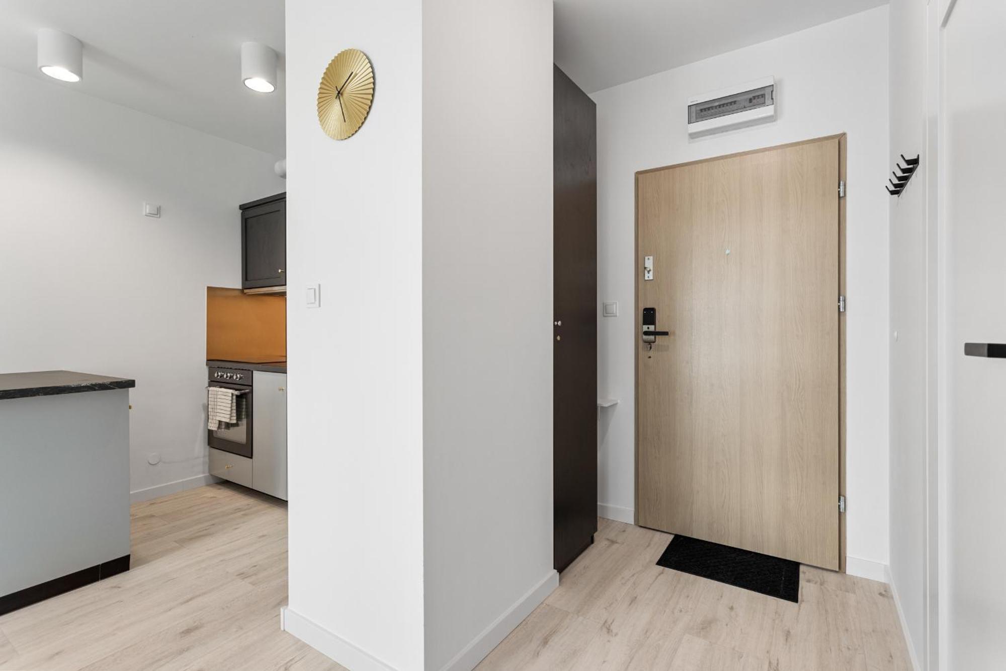 Very Berry - Katowicka 2c - Z Balkonem I Garazem- Self Check In 24h Apartment *