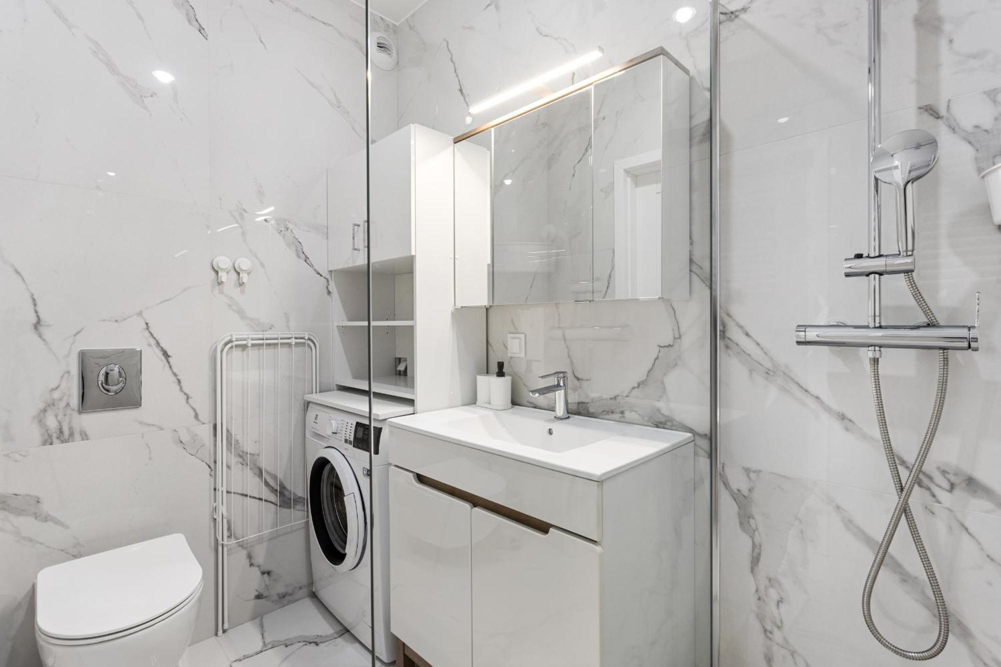 Apartment Very Berry - Katowicka 2c - Z Balkonem I Garazem- Self Check In 24h