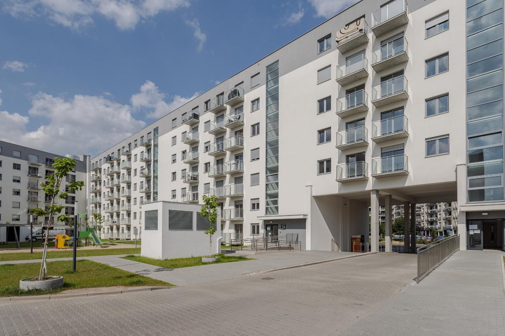 Very Berry - Katowicka 2c - Z Balkonem I Garazem- Self Check In 24h Apartment