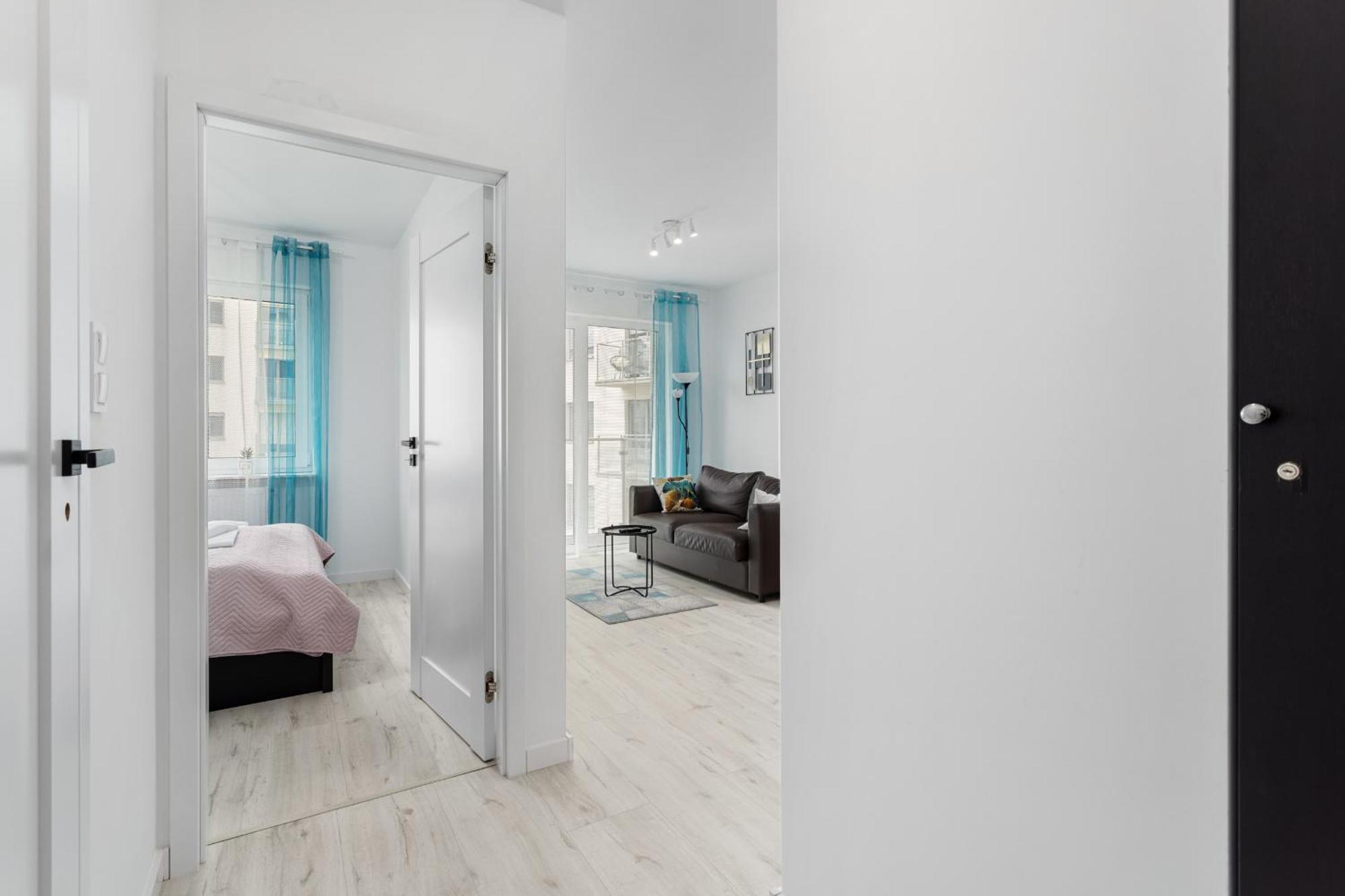 Apartment Very Berry - Katowicka 2c - Z Balkonem I Garazem- Self Check In 24h Poznan