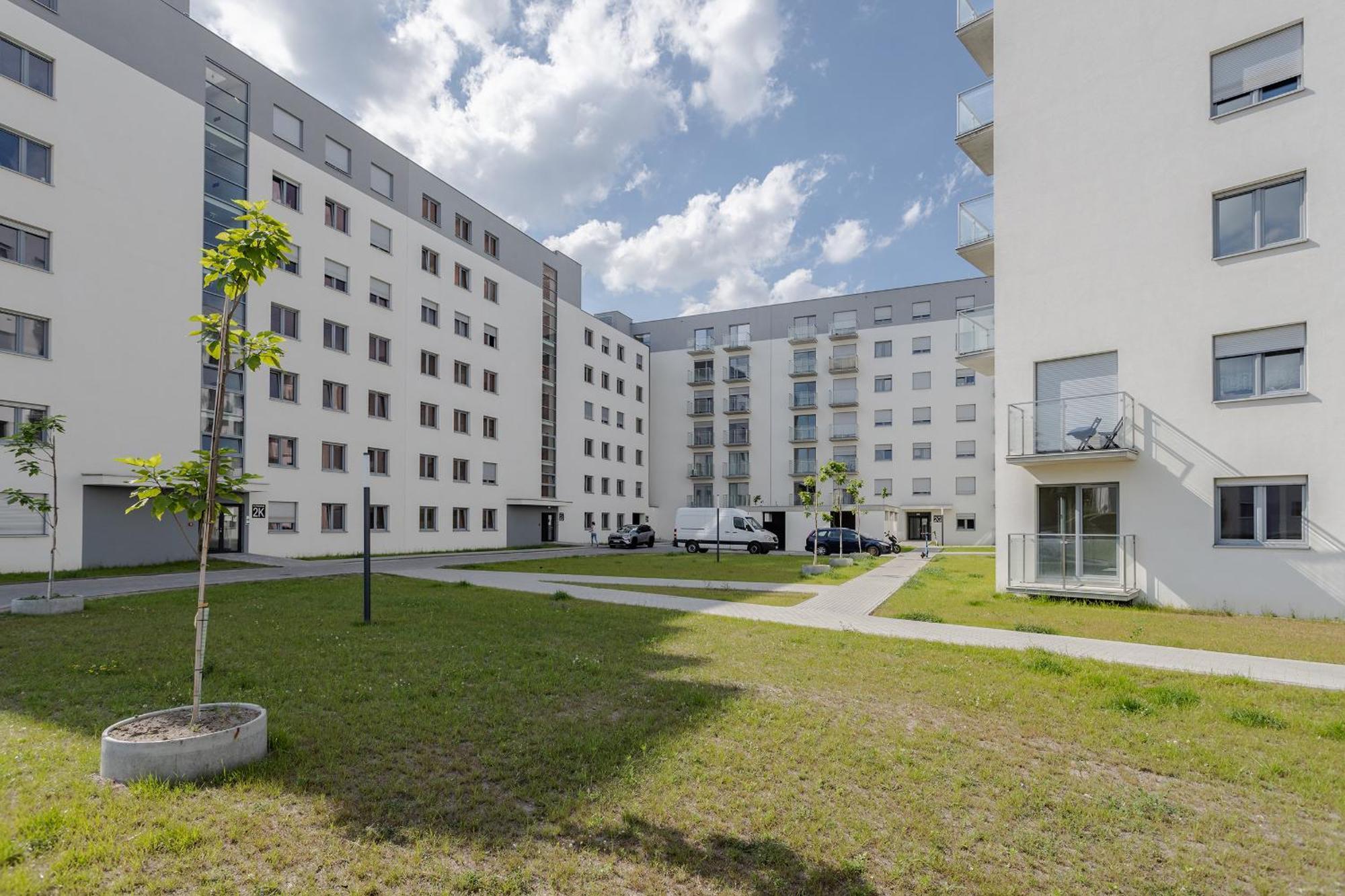 Very Berry - Katowicka 2c - Z Balkonem I Garazem- Self Check In 24h Apartment Poznan